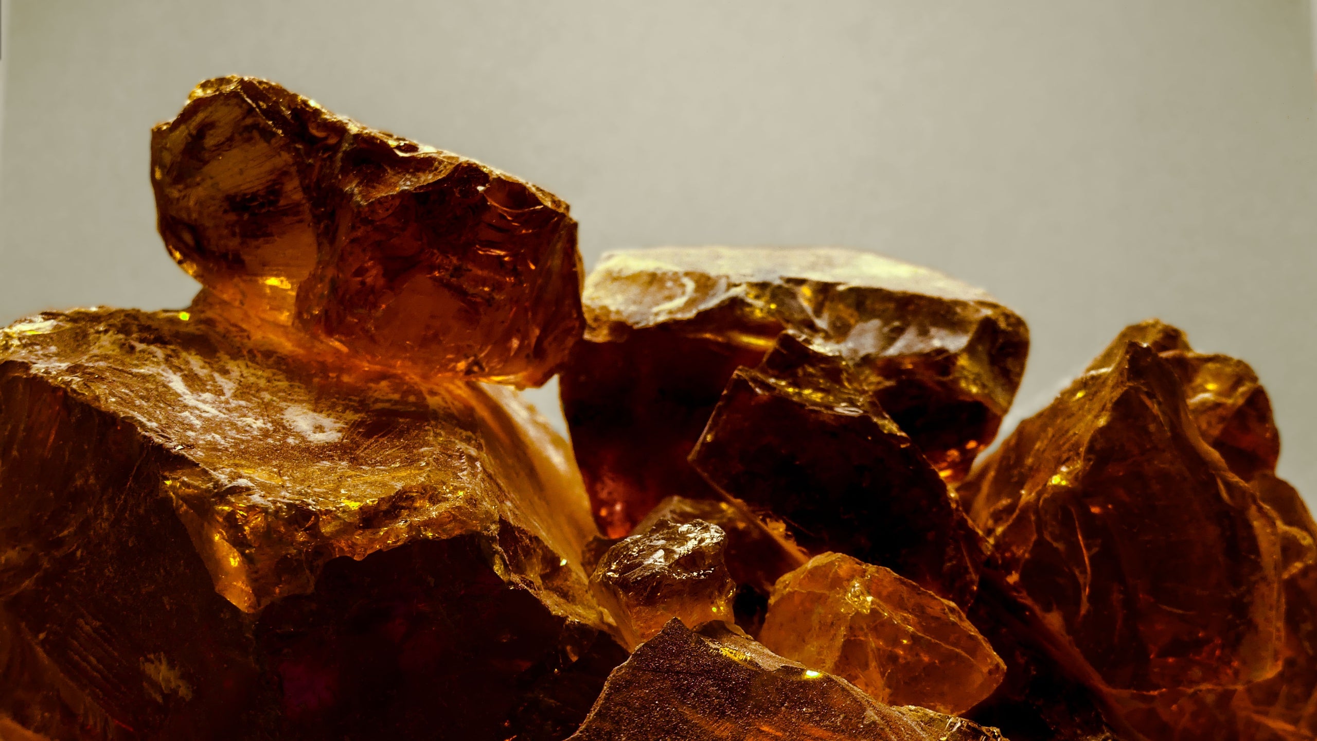 Melos Rosin for Violin, Viola & Cello