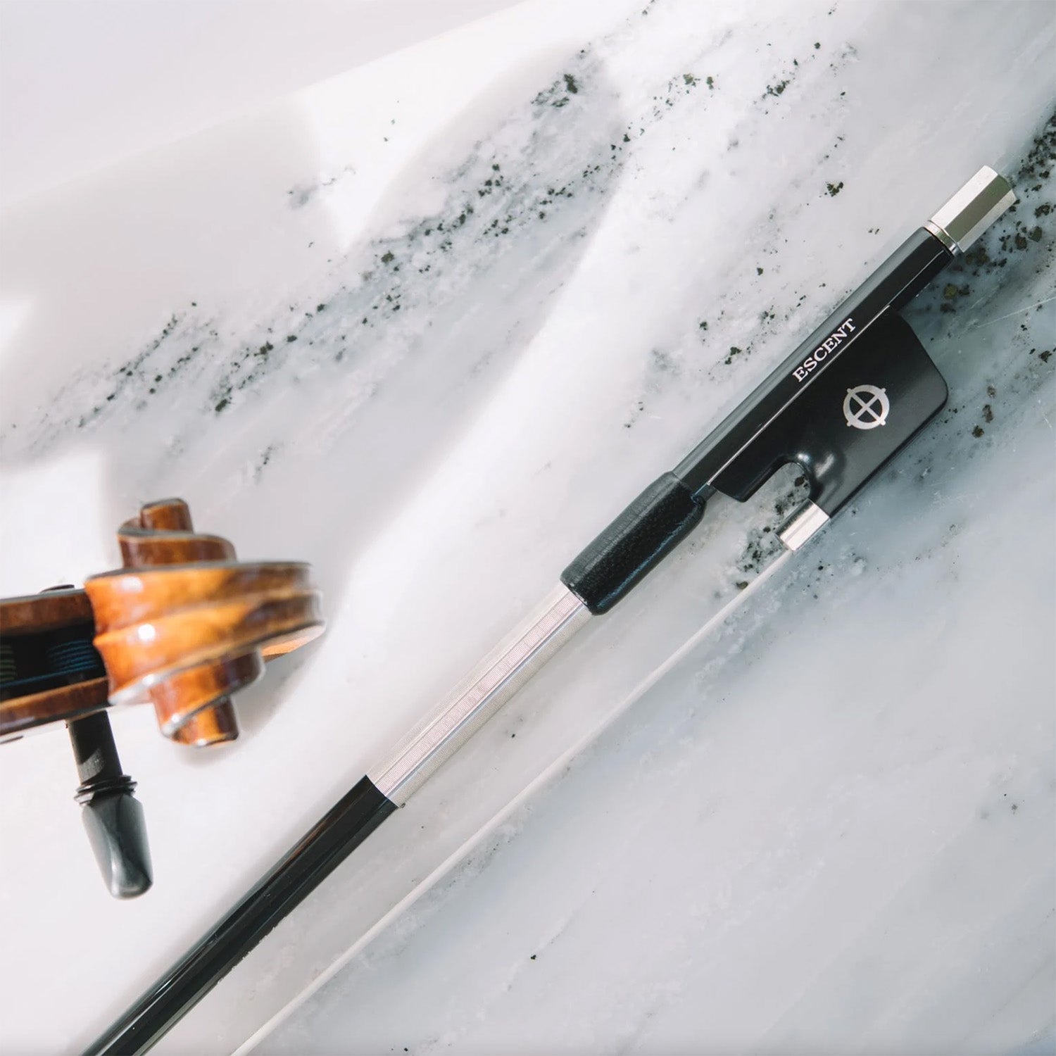 Escent Violin bow